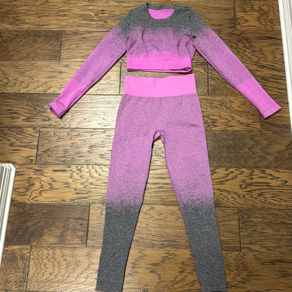 Koral active wear crop top and leggings size M set